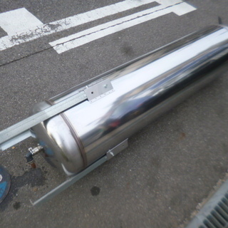 DIY材料 ステンレス(SUS430)製 貯水タンク 高さ1480(脚含む1630)㎜ 直径340㎜  雨水貯水 家庭菜園 バーベキューコンロ製作 燻製ロースター製作等にの画像