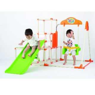 ジャングルジム ブランコ 滑り台 鉄棒