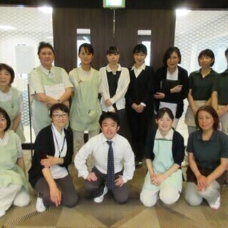 介護職リーダー候補募集中！有料老人ホームで私達と一緒に働きません...