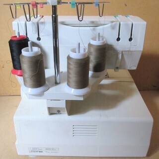 ☆リッカー RICCAR RL-5000 MIGHTY LOCK コンピューターミシン ロック◆古き良き昭和レトロを感じる脚踏み式の画像