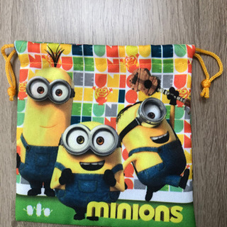 ミニオンズ巾着袋　新品
