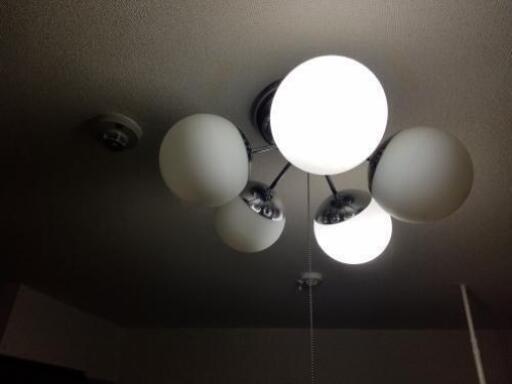 丸型シャンデリア　電球タイプ