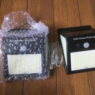 未使用品 ソーラーセンサーライト　２個セット　お売りします。 1...