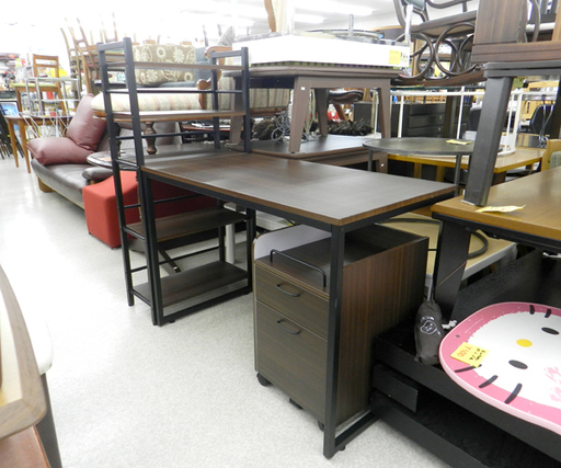 システムデスク 幅139.5cm 棚・袖机付 ブラウン 多目的デスク つくえ ☆ PayPay(ペイペイ)決済可能 ☆ 札幌市 北区 屯田