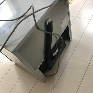 小さな冷蔵庫の画像
