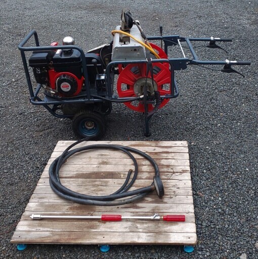 鹿児島発　共立　自走整列巻き取り動噴　VSC3550G