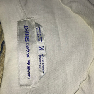 NO2コムデギャルソンのTシャツの画像
