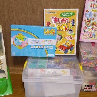 LaQラキュー、アイロンビーズ、ガチャポン