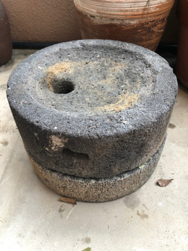 石臼沖縄石うす骨董品上下セット