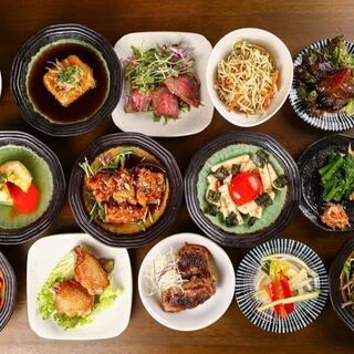 【秘伝の豚骨スープを使った本格中華ダイニング】まんねん 心斎橋店