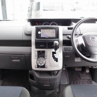 トヨタ！！大人気のミニバン！！ヴォクシー💛の画像