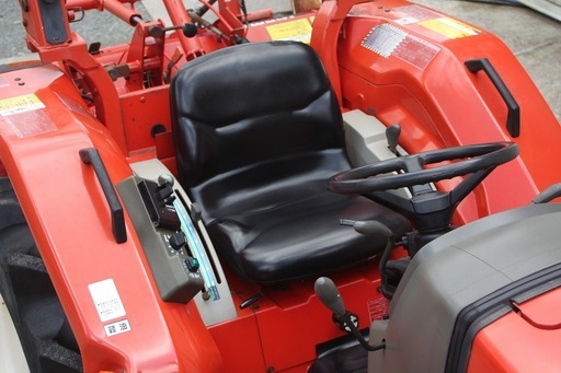 【SOLD OUT】ヤンマ トラクター US328 エコトラ 28馬力 パワステ 自動水平 倍速 逆転 クイックヒッチ【農機具でっく】【福岡】【トラクター】