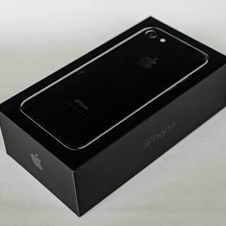 値下げ！！】iPhone7 128GB SIMフリー ジェットブラック