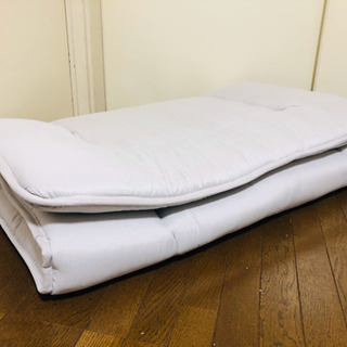 シングルマットレスの画像
