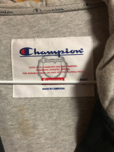 supreme シュプリーム パーカー