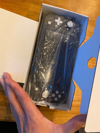 新品未使用！確認開封のみ！！Switch light グレー