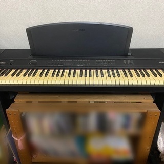 電子ピアノ