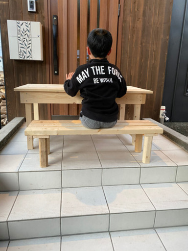 キャンプにBBQに　机と椅子のセットになります。