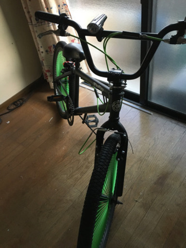 BMX 24インチ❗️360°ｼﾞｬｲﾛ、前後ハブステップ付き！