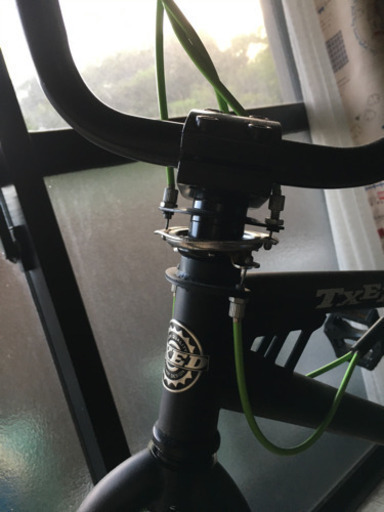 BMX 24インチ❗️360°ｼﾞｬｲﾛ、前後ハブステップ付き！