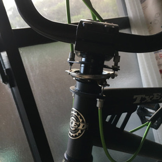 BMX 24インチ❗️360°ｼﾞｬｲﾛ、前後ハブステップ付き！