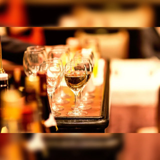オンライン飲み会、食事会