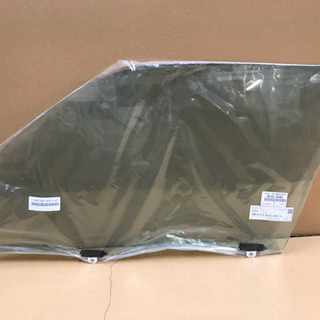 自動車ガラス　修理・交換　お安くします‼️
