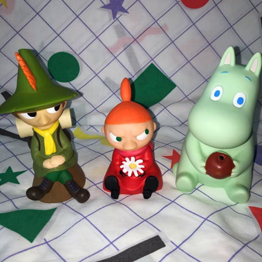 ムーミンと愉快な仲間たちの貯金箱セット