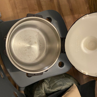 サーモス　保温鍋の画像