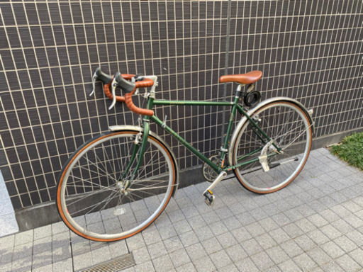 自転車（ロードバイク/ツーリングバイク）※グリーン・泥除け付、空気入れ等6点セット