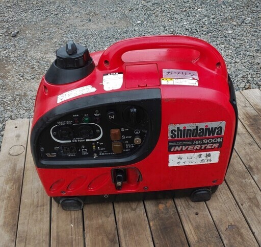 鹿児島発　新ダイワ　インバータガソリンエンジン発電機iEG900M