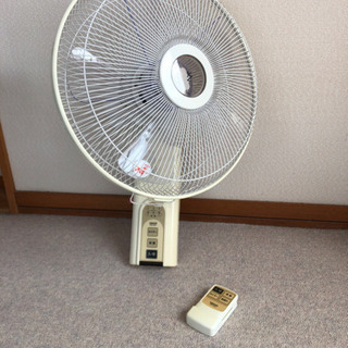 扇風機（壁、取り付けタイプ）取り引き中の画像