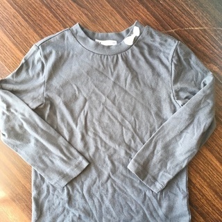 イッカ、GU ほぼ未使用　ロンT 110の画像