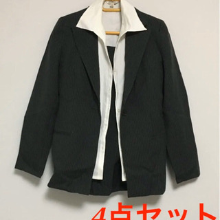 就活生に！スーツ4点セット‼︎