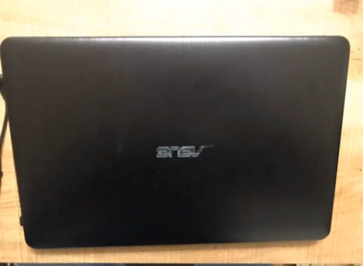 asus パソコン　ラップトップ15.6インチ