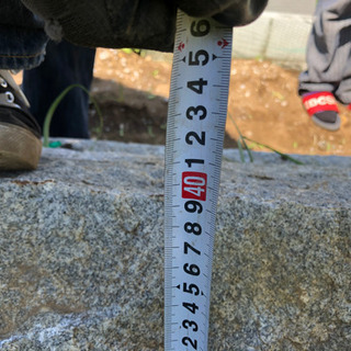 御影石 墓石 大石 引き取り限定 2本の画像