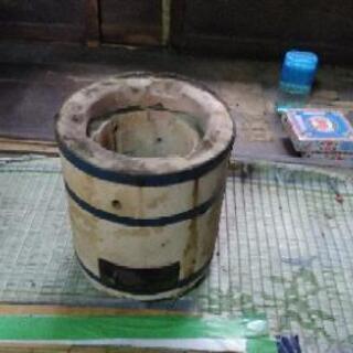 陶器製 練炭火鉢 七輪込みの画像