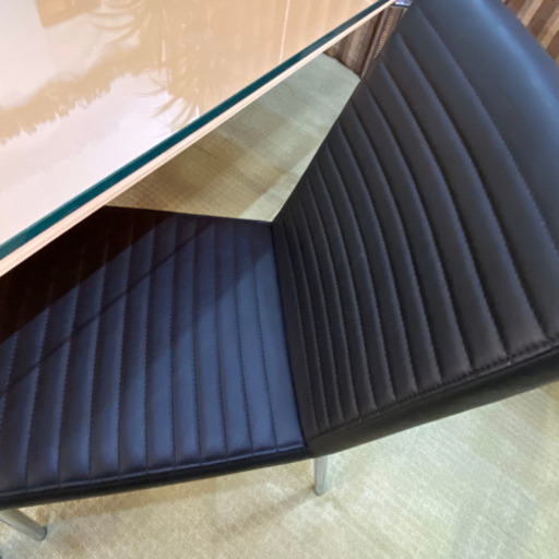 ✨インテリアハウス✨ガラスのテーブルセット?四人掛け??良品??無料配送?