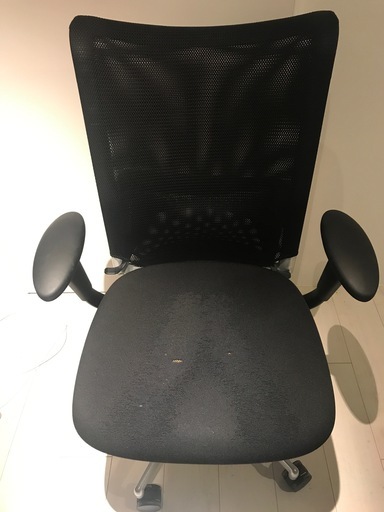 ＜IKEA＞デスクチェア