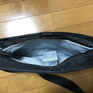 ACE PUJOLS ショルダーバッグの画像