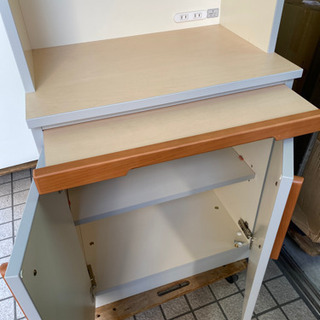 エイブイ:食器棚重ねタイプの画像