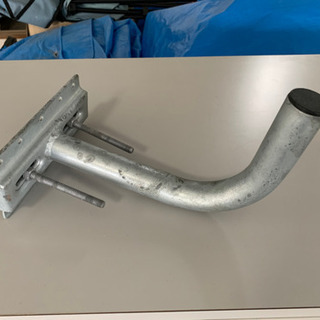 パラボラアンテナ用金具