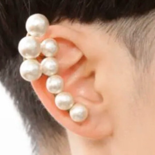 プティローブノアー 片耳イヤリングの画像