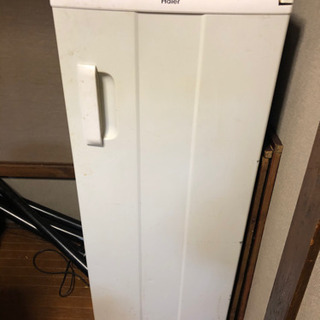 ハイアール冷凍庫　縦型