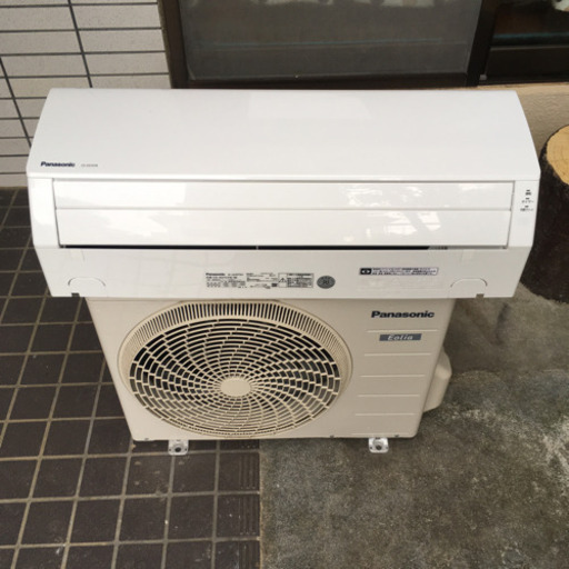Panasonic中古8畳用冷暖房エアコン取付込み
