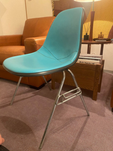 ハーマンミラー  イームズ    シェルチェア　ブルー