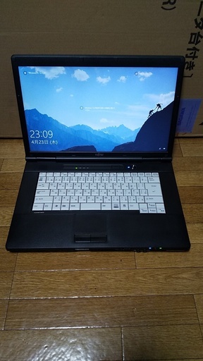 富士通 第2世代CPU搭載 HDD250G メモリ4 大画面15.6インチ Wifi対応 最新Windows10搭載 代引き可能
