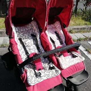 エアバギー　ココダブル　双子用ベビーカー
