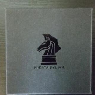 ブエルタデルソルのネクタイピンの画像