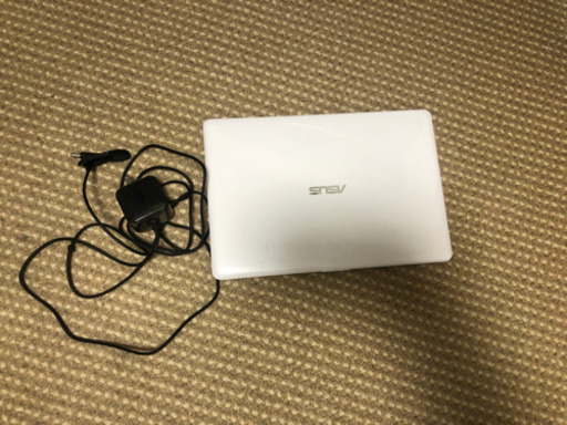 ASUS 11.6型ノートPC